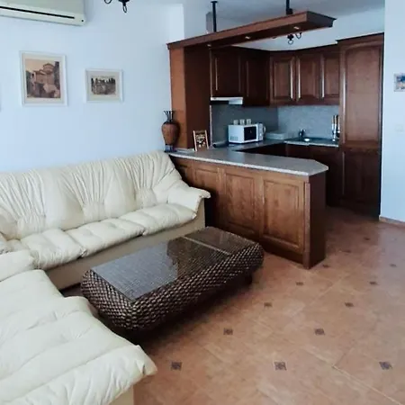 Appartement Complex Monastery 1 -marina Dinevi -saint