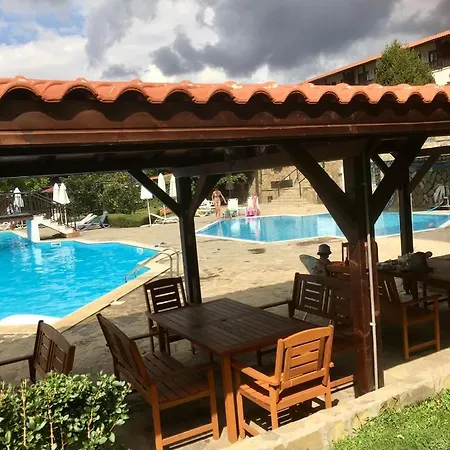 Апартаменты Complex Monastery 1 -marina Dinevi -saint Свети-Влас